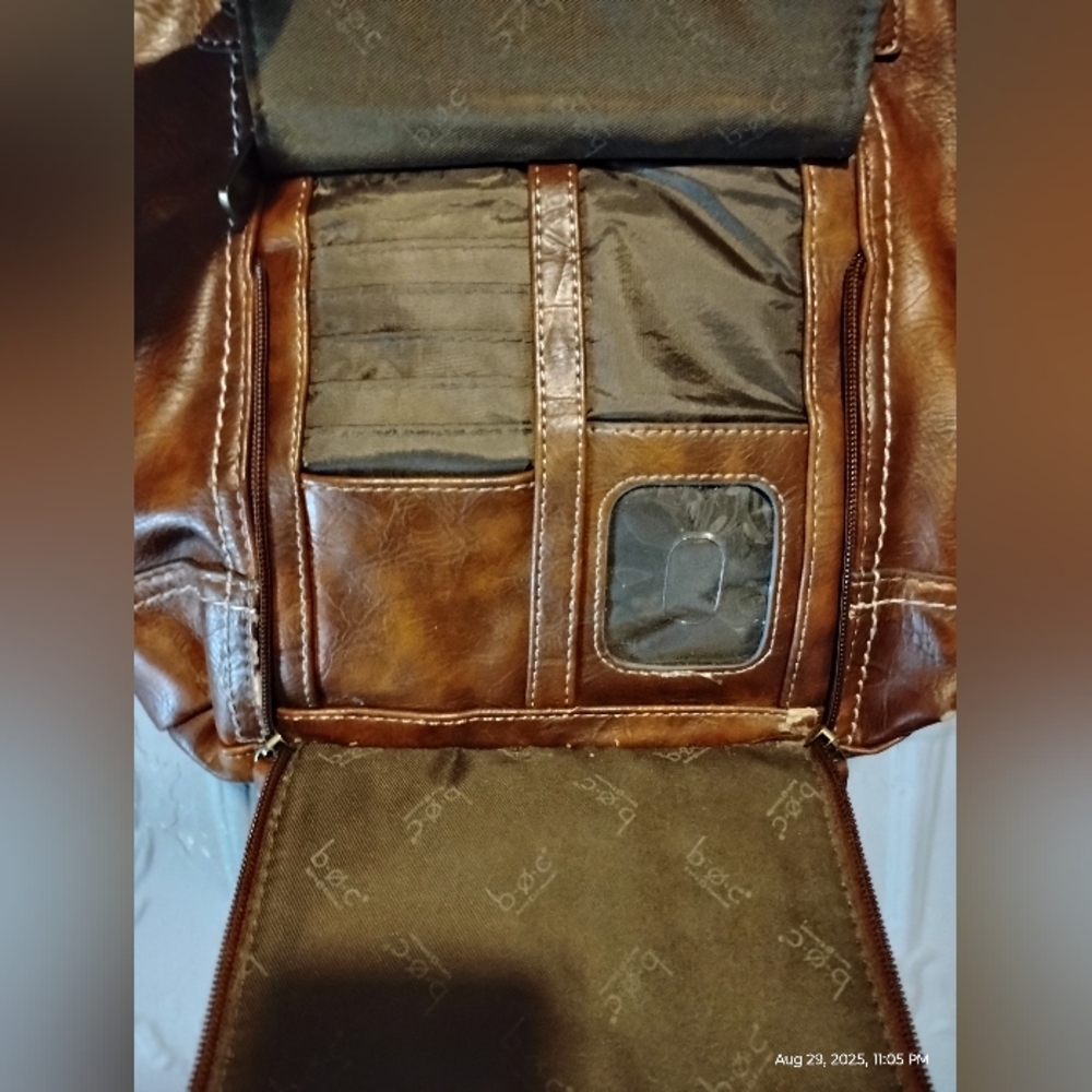 Elegant BøC Brown Leather Bag With Built-in Wallet No Callouts Great Size - Picture 4 of 7